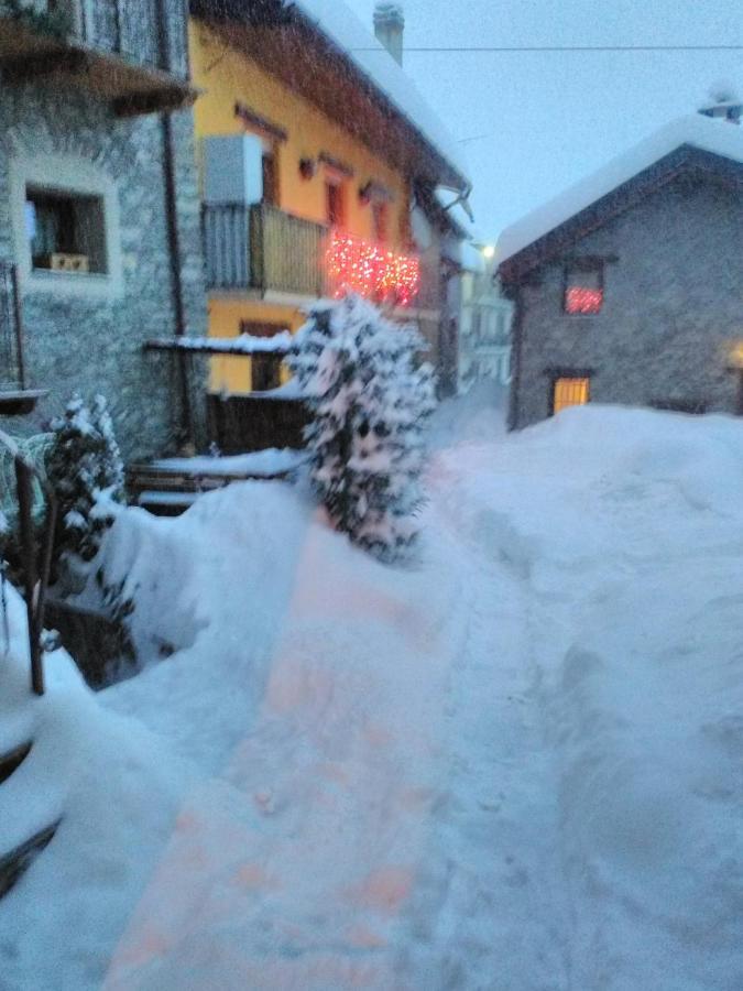Affittacamere Chez Magan Gignod Exterior photo