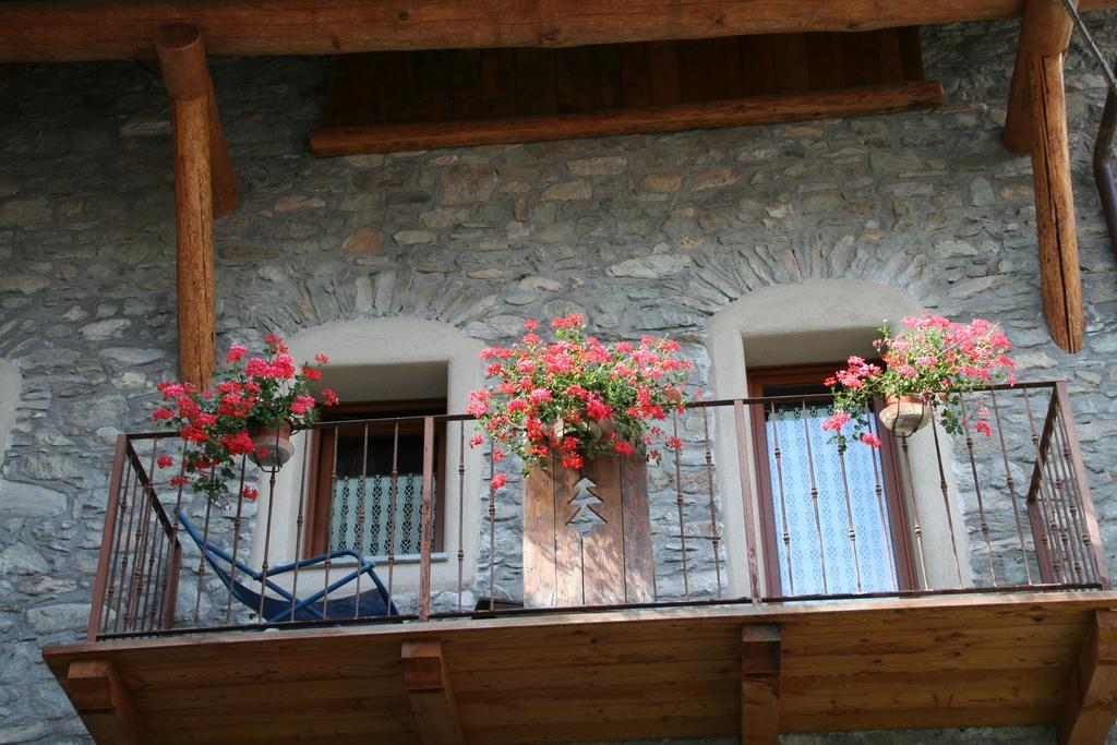 Affittacamere Chez Magan Gignod Exterior photo