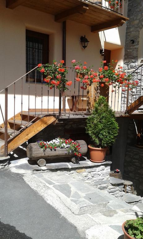 Affittacamere Chez Magan Gignod Exterior photo